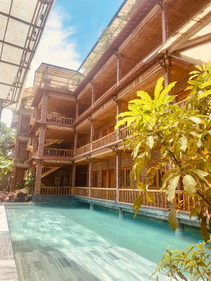 Ho Nui Dinh Hotel Ninh Binh Exterior photo